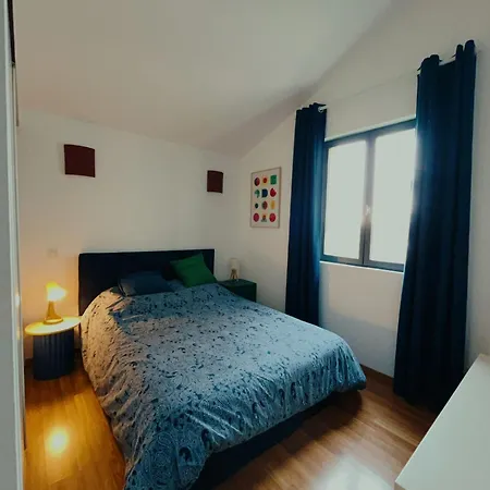Charmante Petite Maison Entre Et Campagne Avec Piscine Figeac