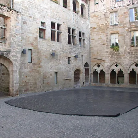 Charmante Petite Maison Entre Et Campagne Avec Piscine Апартаменты Фижак