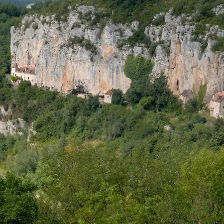 Charmante Petite Maison Entre Et Campagne Avec Piscine Figeac